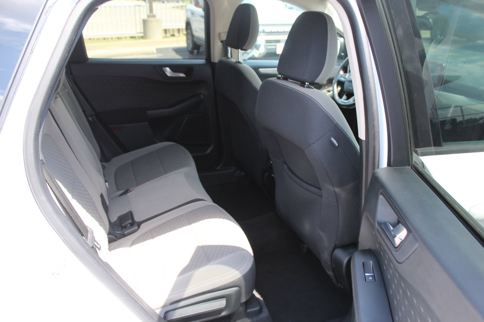 Used 2020 Ford Escape SE Sport FWD image 15