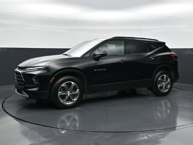 Used 2024 Chevrolet Blazer LT w/ Convenience Package FWD image 6