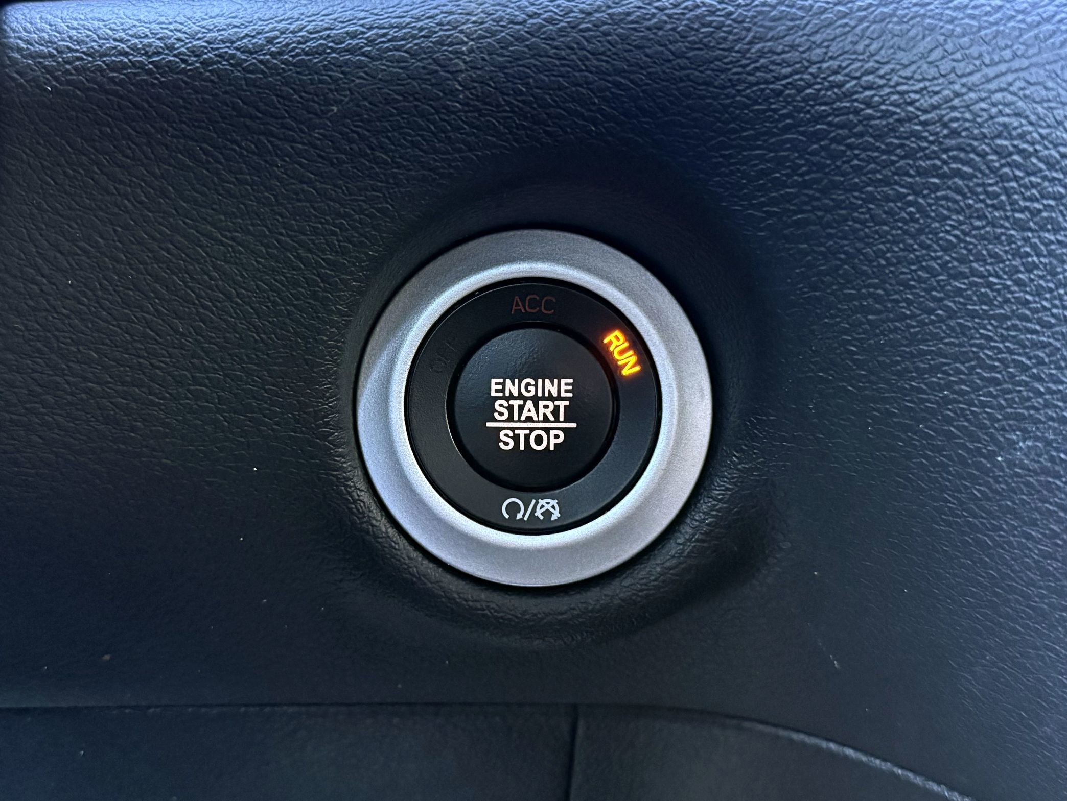 Used 2020 Chrysler Pacifica Touring-L w/ S Appearance Package image 21