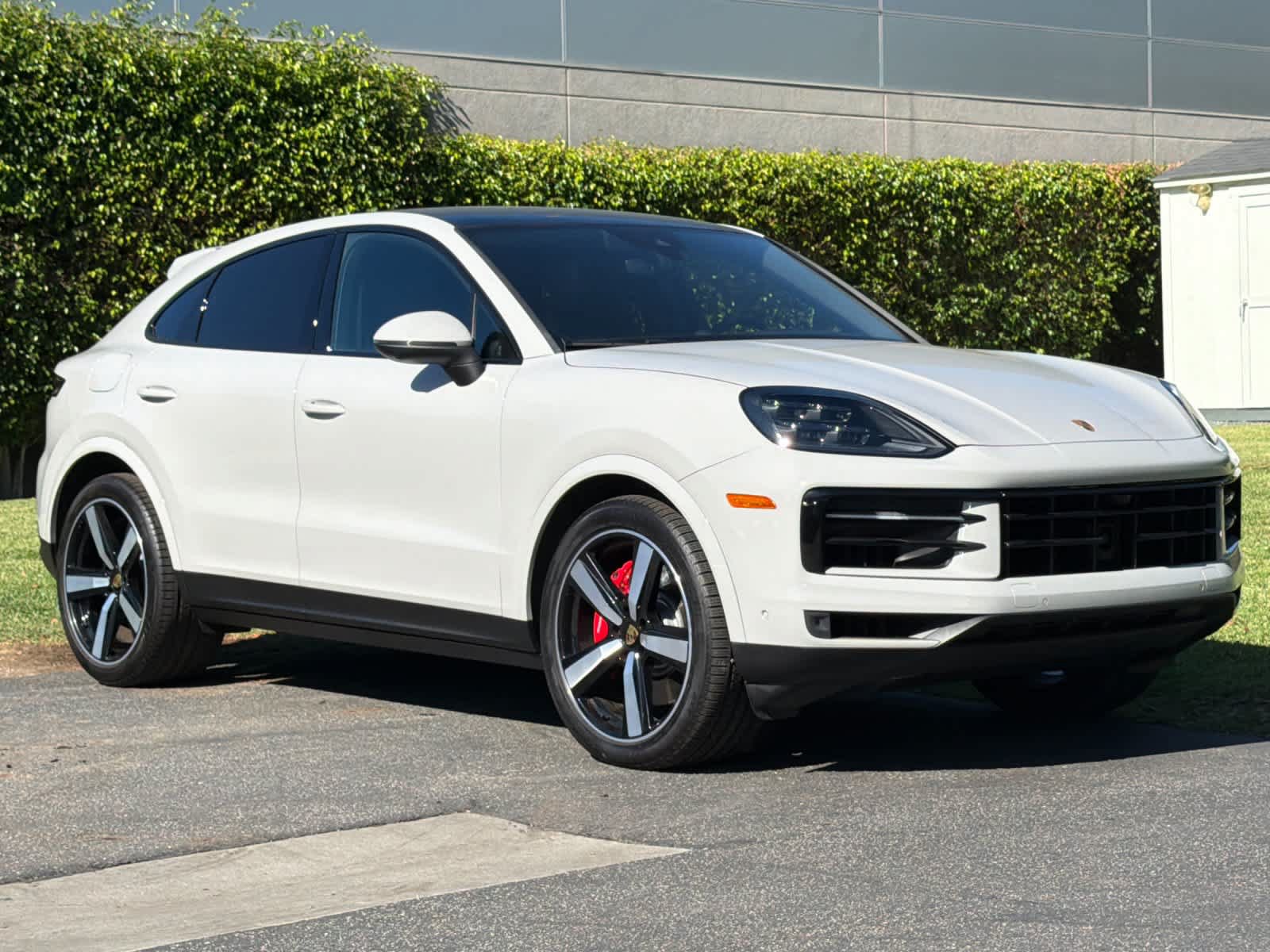 Used 2024 Porsche Cayenne S AWD/4WD image 10