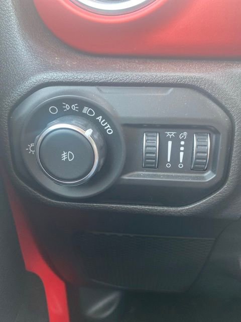 Used 2018 Jeep Wrangler Unlimited Rubicon image 22