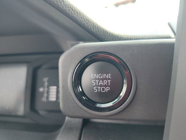 Certified 2025 Toyota Tacoma SR AWD/4WD image 22