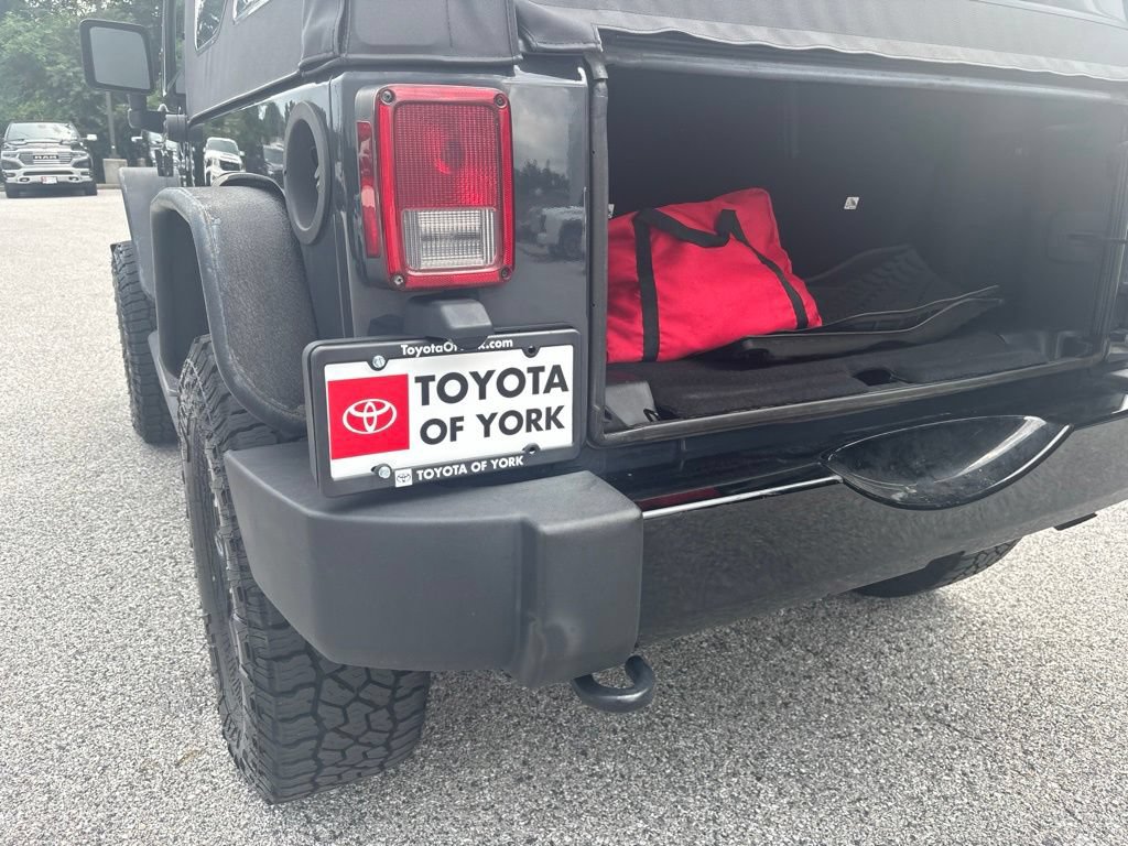 Used 2016 Jeep Wrangler Sport AWD/4WD image 7