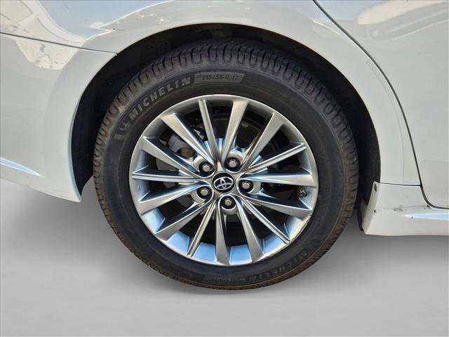 Used 2018 Toyota Avalon Limited image 20