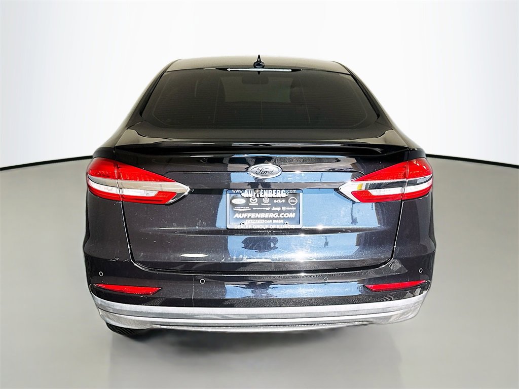 Used 2019 Ford Fusion Titanium image 6