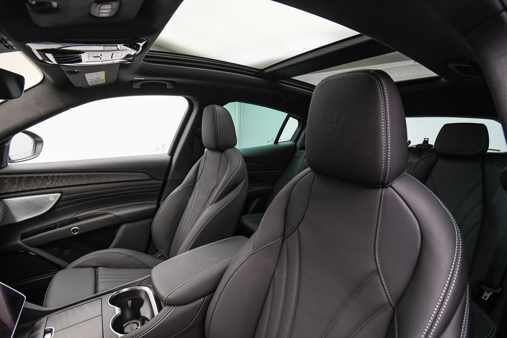 New 2025 Maserati Grecale Modena image 43