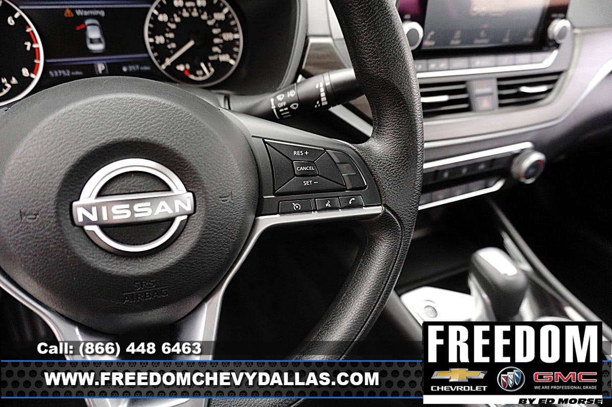 Used 2024 Nissan Altima 2.5 SV FWD image 21