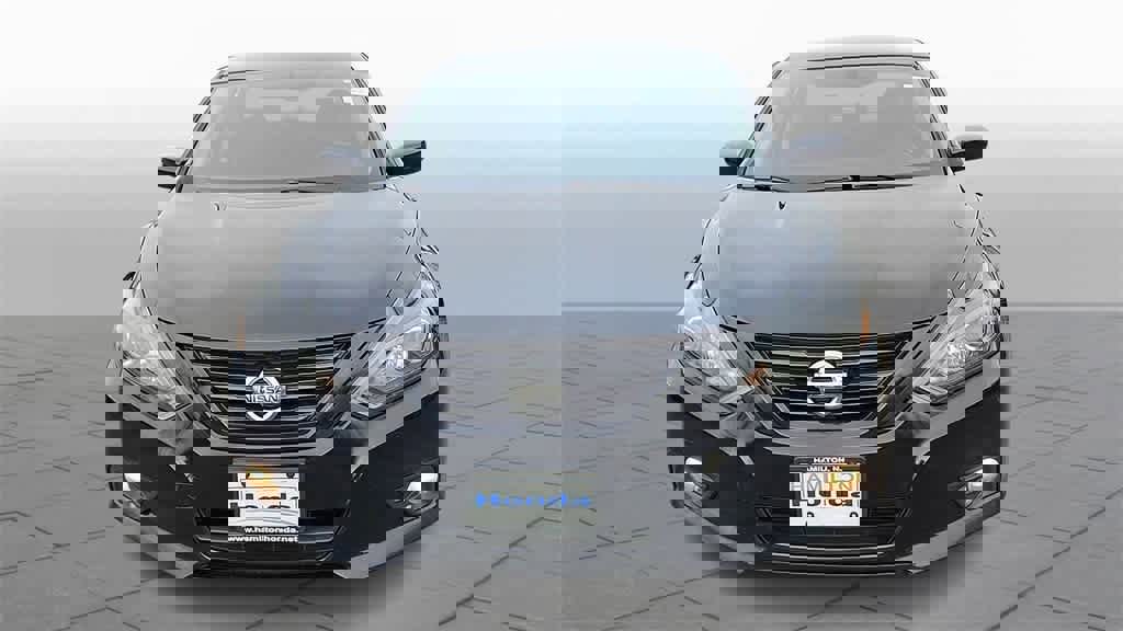 Used 2018 Nissan Altima 2.5 SR w/ SR Midnight Edition image 3