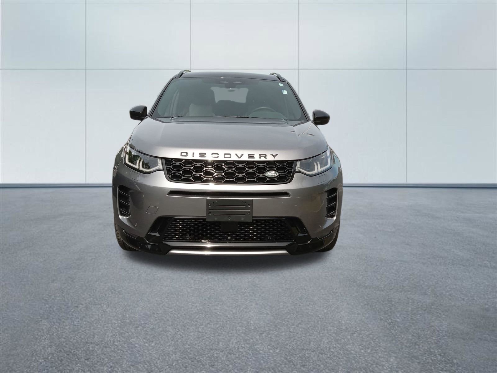 Used 2024 Land Rover Discovery Sport Dynamic SE AWD/4WD image 5