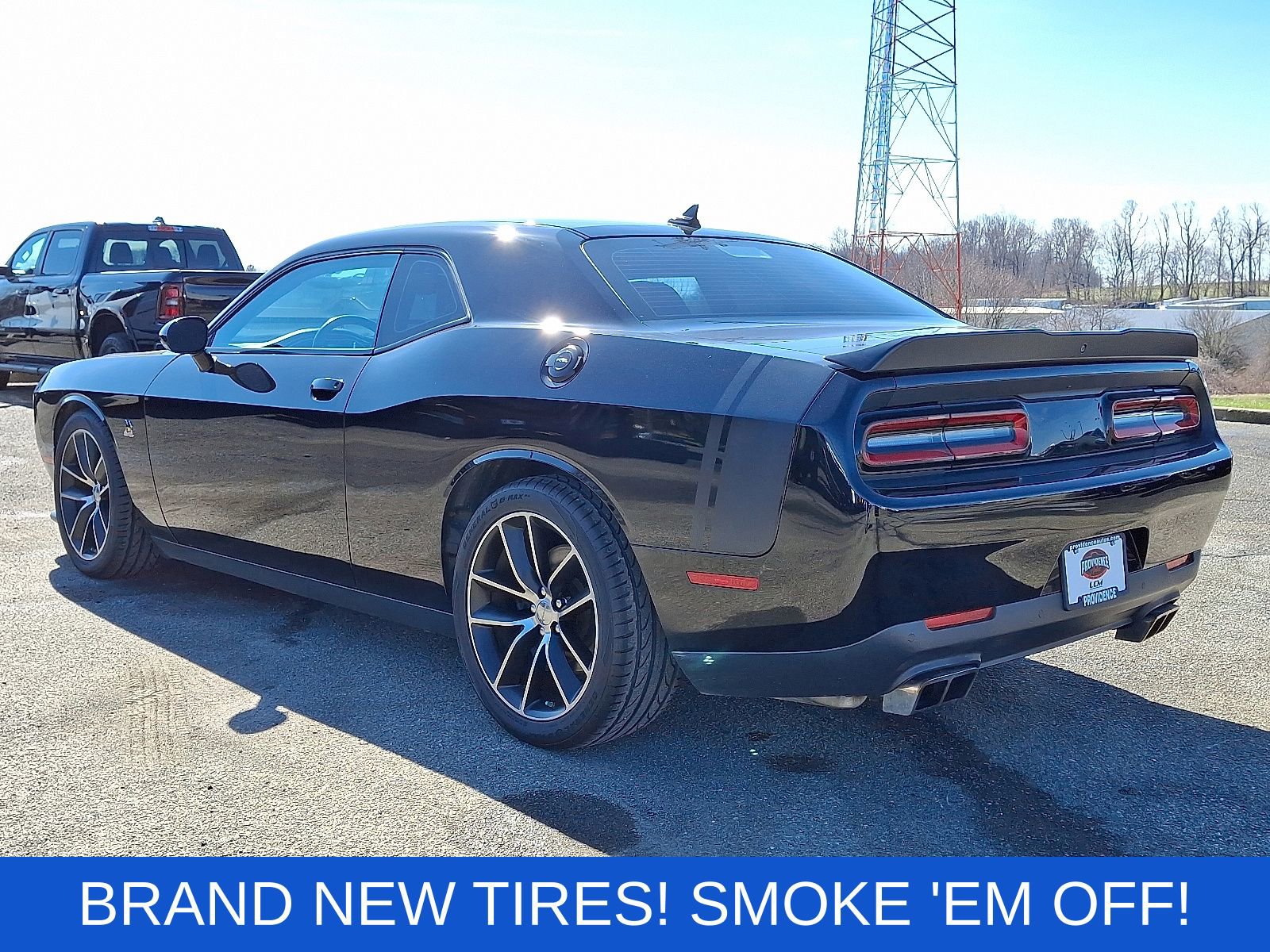 Used 2016 Dodge Challenger R/T Scat Pack w/ Leather Interior Group image 5