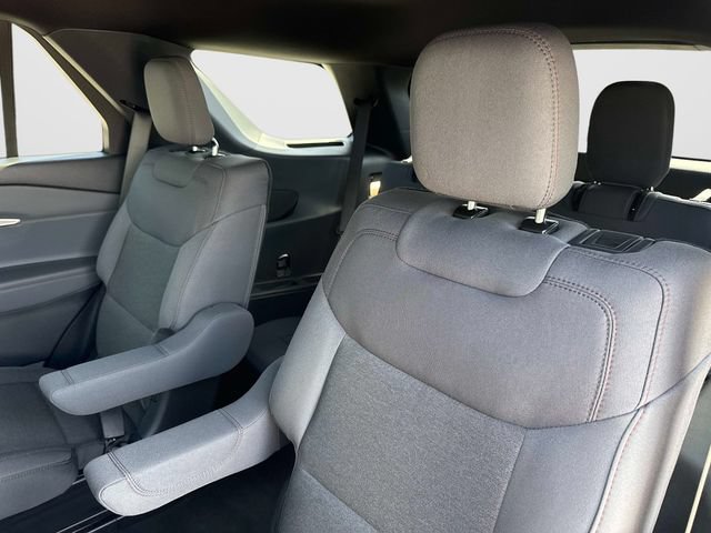 New 2027 Ford Explorer Active RWD image 15