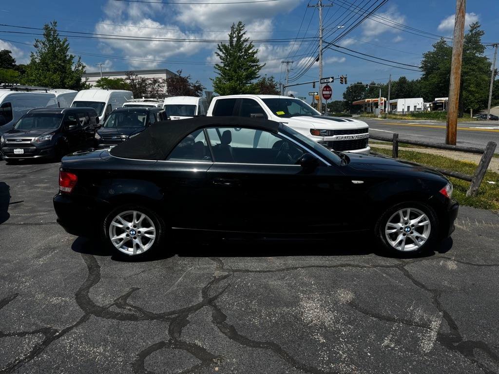 Used 2009 BMW 128i Convertible RWD image 7