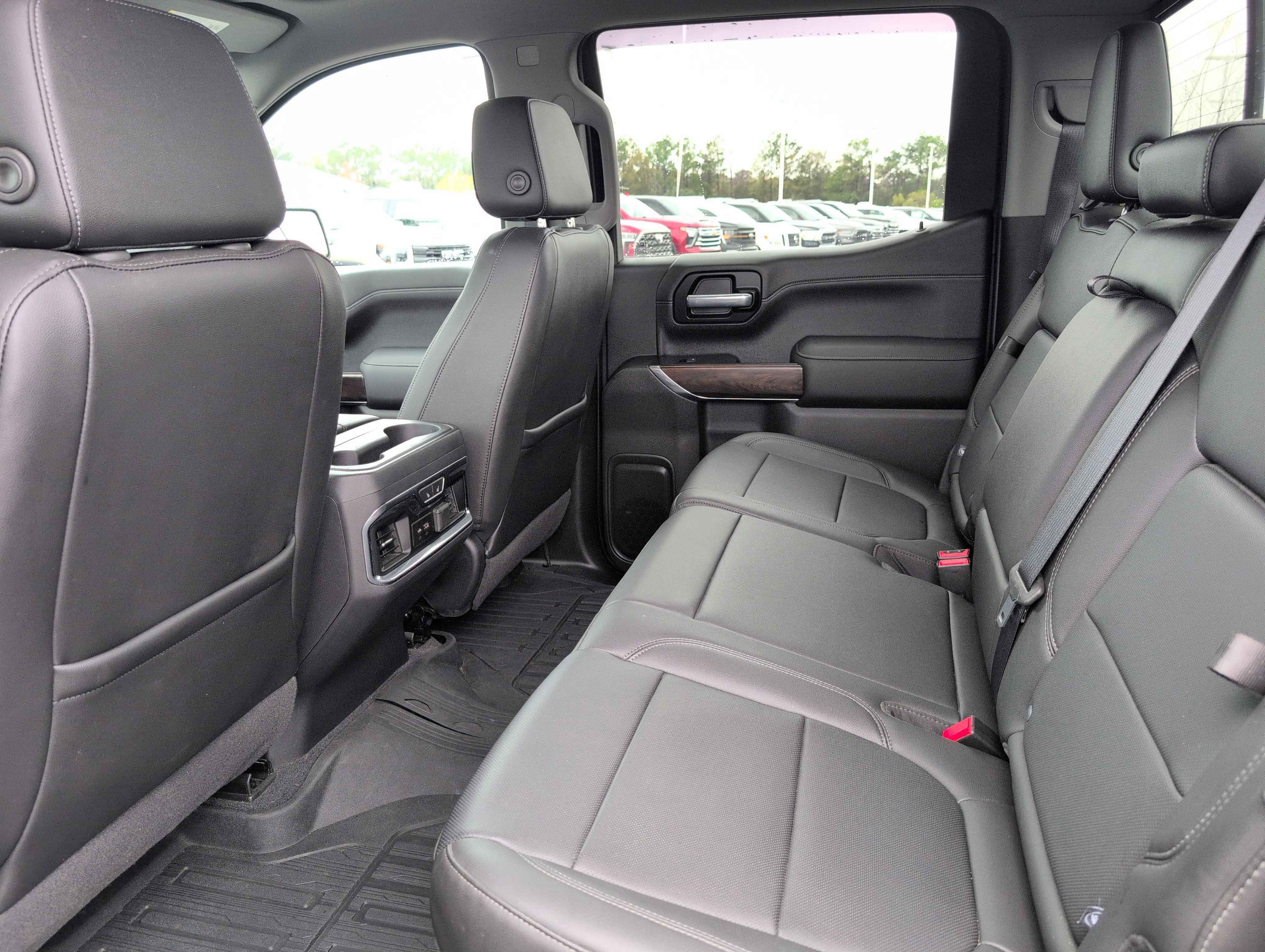 Used 2020 GMC Sierra 1500 SLT w/ SLT Premium Plus Package image 31