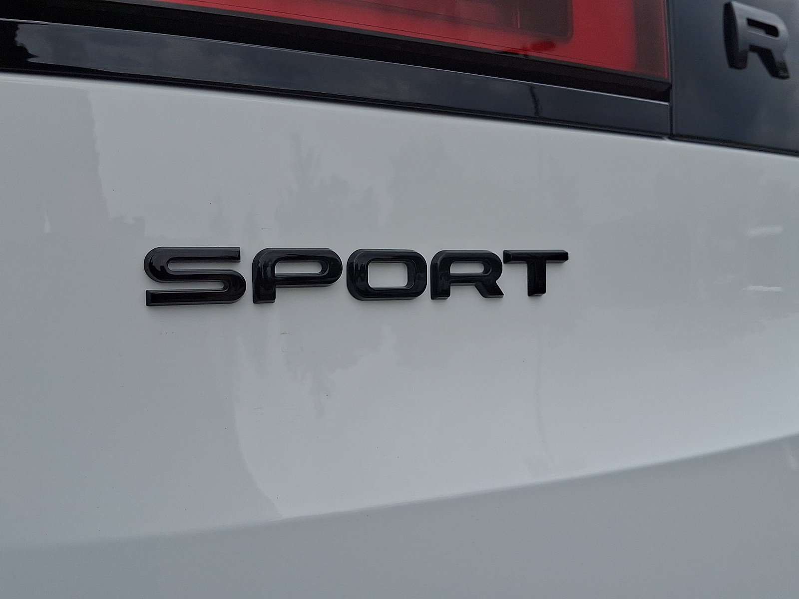 New 2026 Land Rover Range Rover Sport SE AWD/4WD image 21