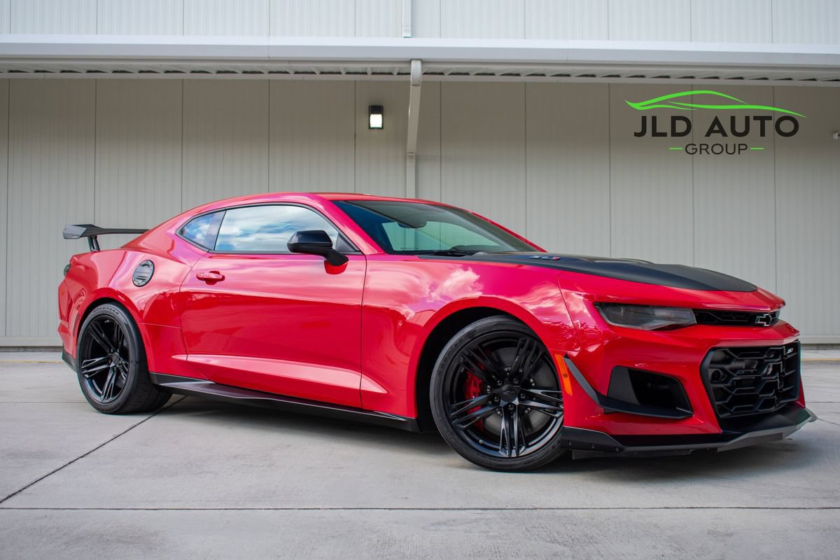 Used 2023 Chevrolet Camaro ZL1 RWD image 1
