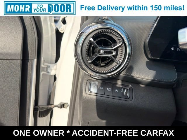 Used 2025 Chevrolet Equinox LT AWD/4WD image 16