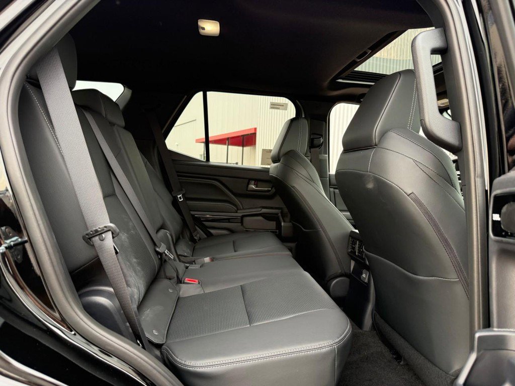 New 2026 Toyota 4Runner Limited AWD/4WD image 7