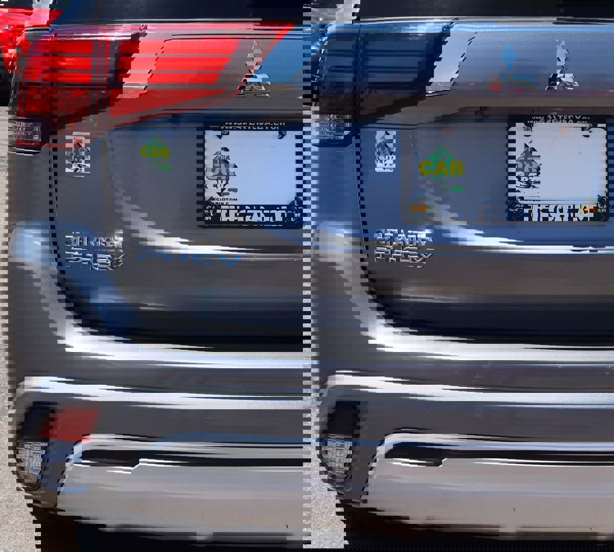 Used 2022 Mitsubishi Outlander SEL image 20