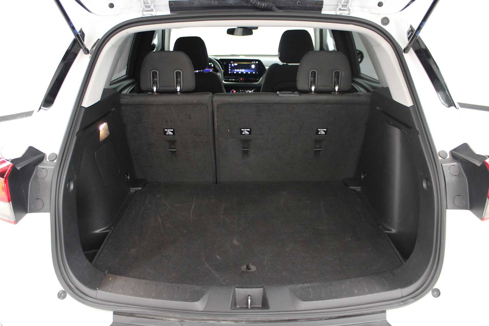 Used 2024 Chevrolet TrailBlazer LT image 11