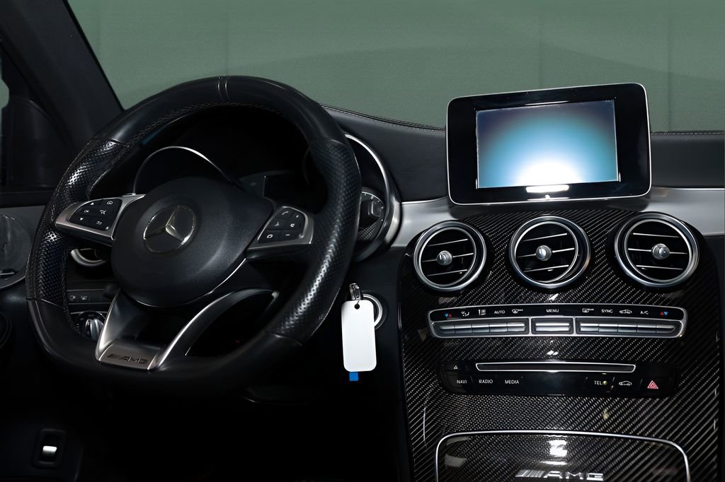 Used 2019 Mercedes-Benz GLC 63 AMG 4MATIC image 37