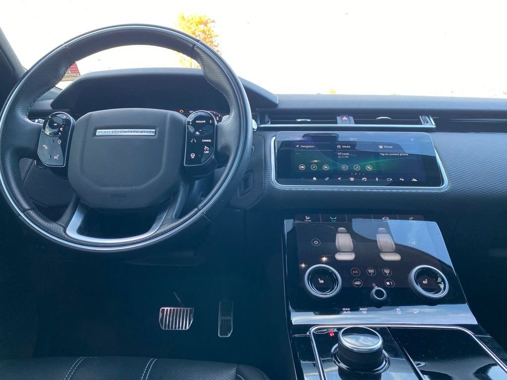 Used 2020 Land Rover Range Rover Velar R-Dynamic S image 13