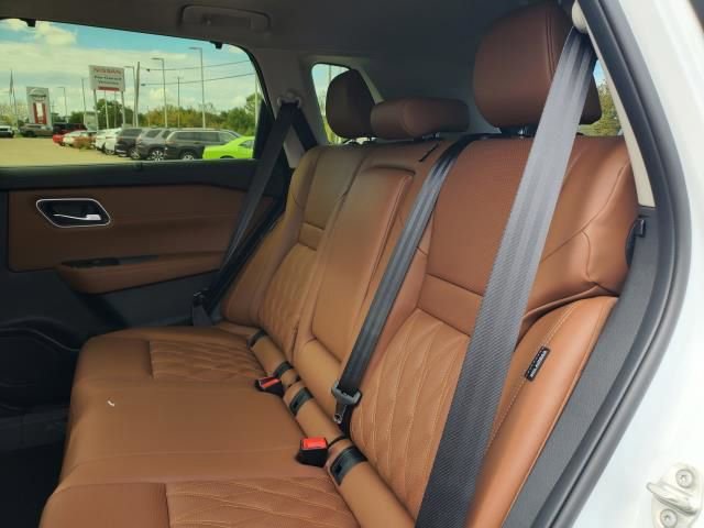 New 2026 Nissan Rogue Platinum image 13