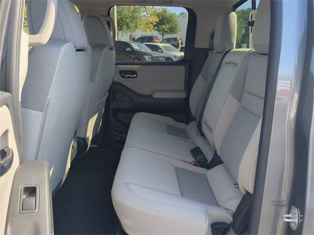 New 2025 Nissan Frontier SV w/ SV Convenience Package image 13