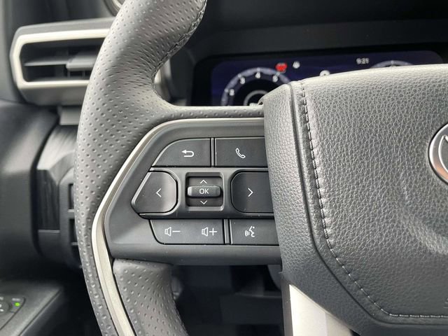 Used 2025 Toyota 4Runner Platinum image 25