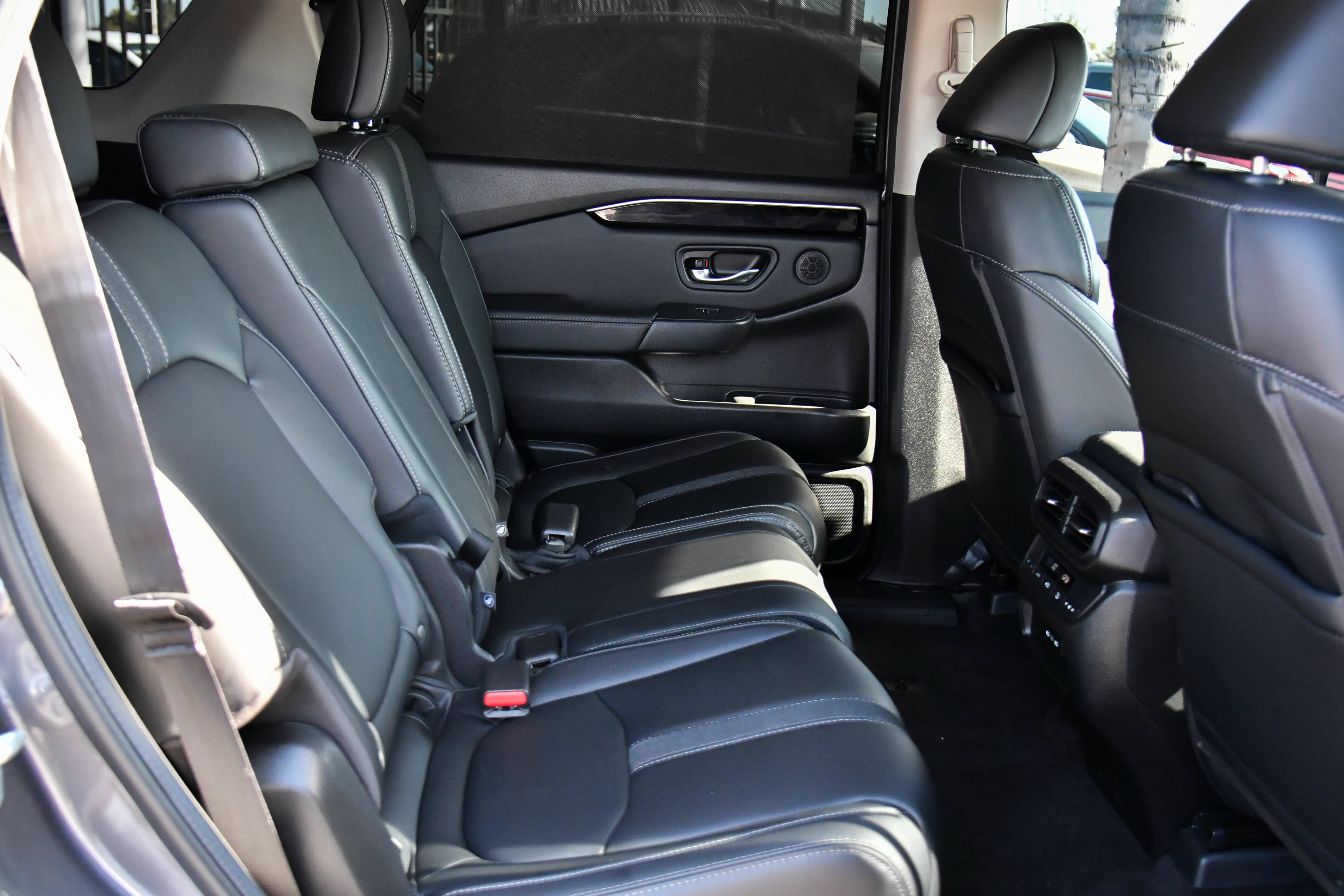 Used 2024 Honda Pilot EX-L image 48