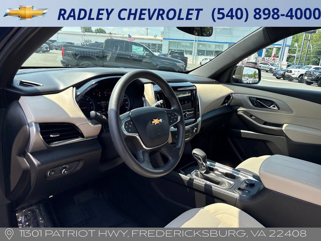 Certified 2023 Chevrolet Traverse LS AWD/4WD image 8