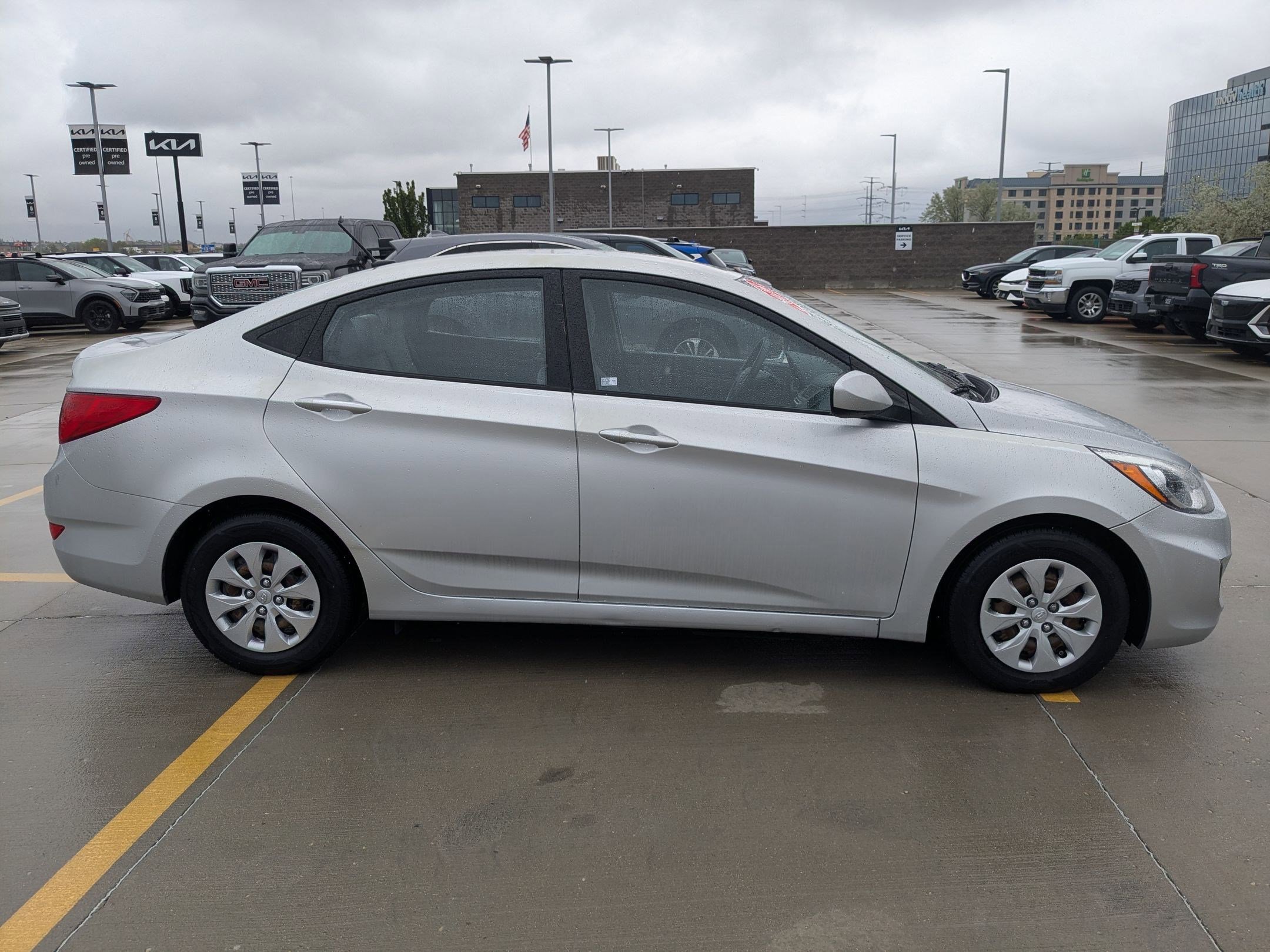 Used 2016 Hyundai Accent SE FWD image 6