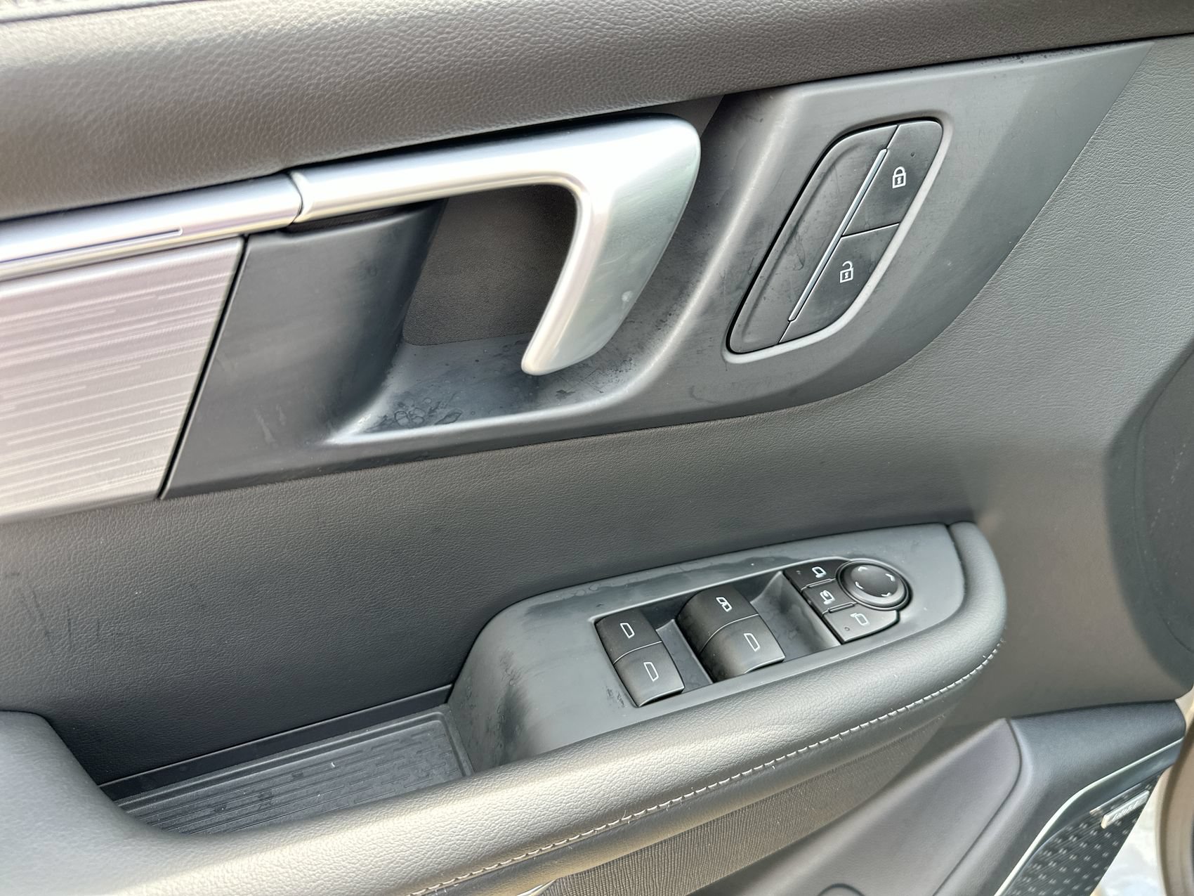 Used 2026 Buick Enclave Preferred FWD image 13