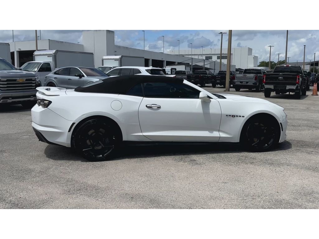 Used 2019 Chevrolet Camaro SS RWD image 9