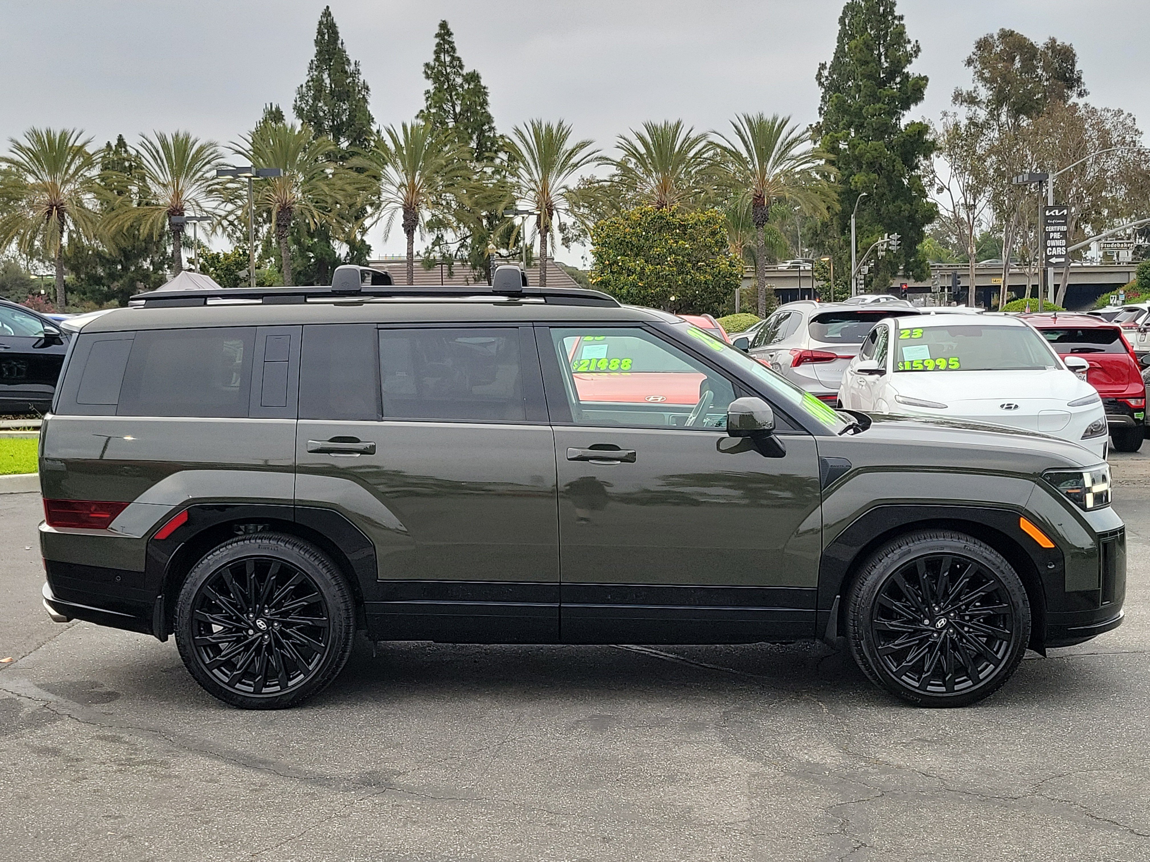 Used 2025 Hyundai Santa Fe Calligraphy AWD/4WD image 5