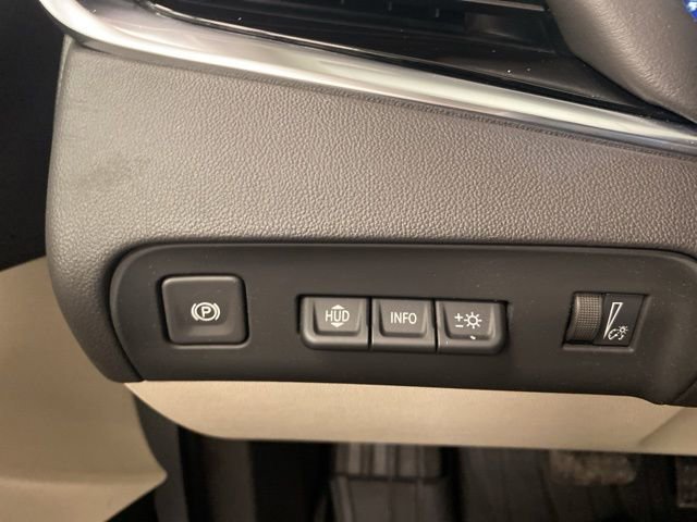 Used 2023 Buick Enclave Avenir w/ Avenir Technology Package image 18