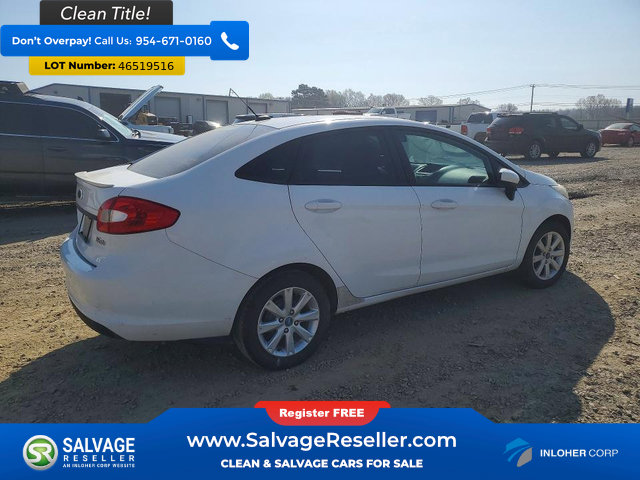 Used 2012 Ford Fiesta SE image 4