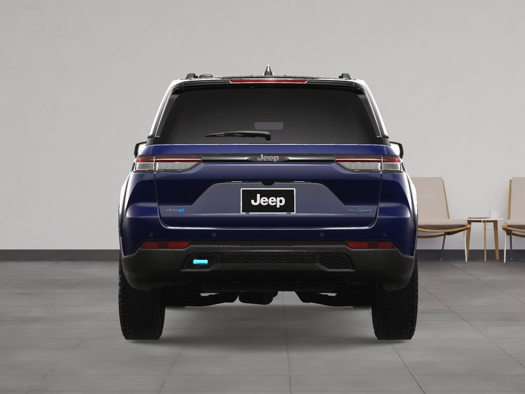 New 2024 Jeep Grand Cherokee Trailhawk w/ Advanced Protech Group II image 11