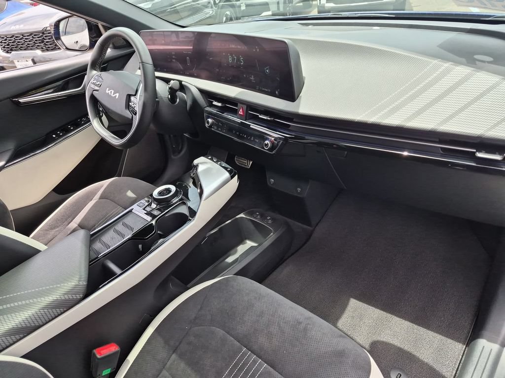 Used 2022 Kia EV6 GT-Line AWD/4WD image 30