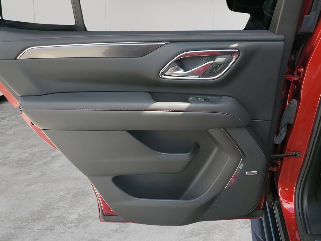 Used 2023 Chevrolet Tahoe RST w/ Luxury Package image 17