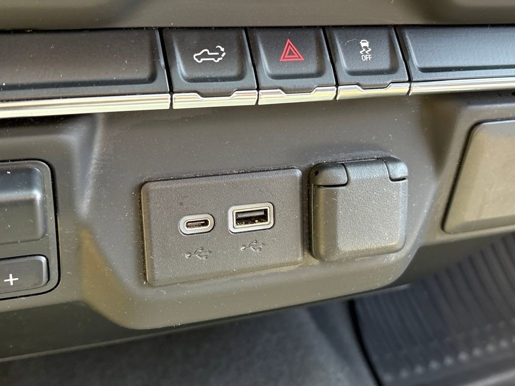 Certified 2021 Chevrolet Silverado 1500 Custom image 19