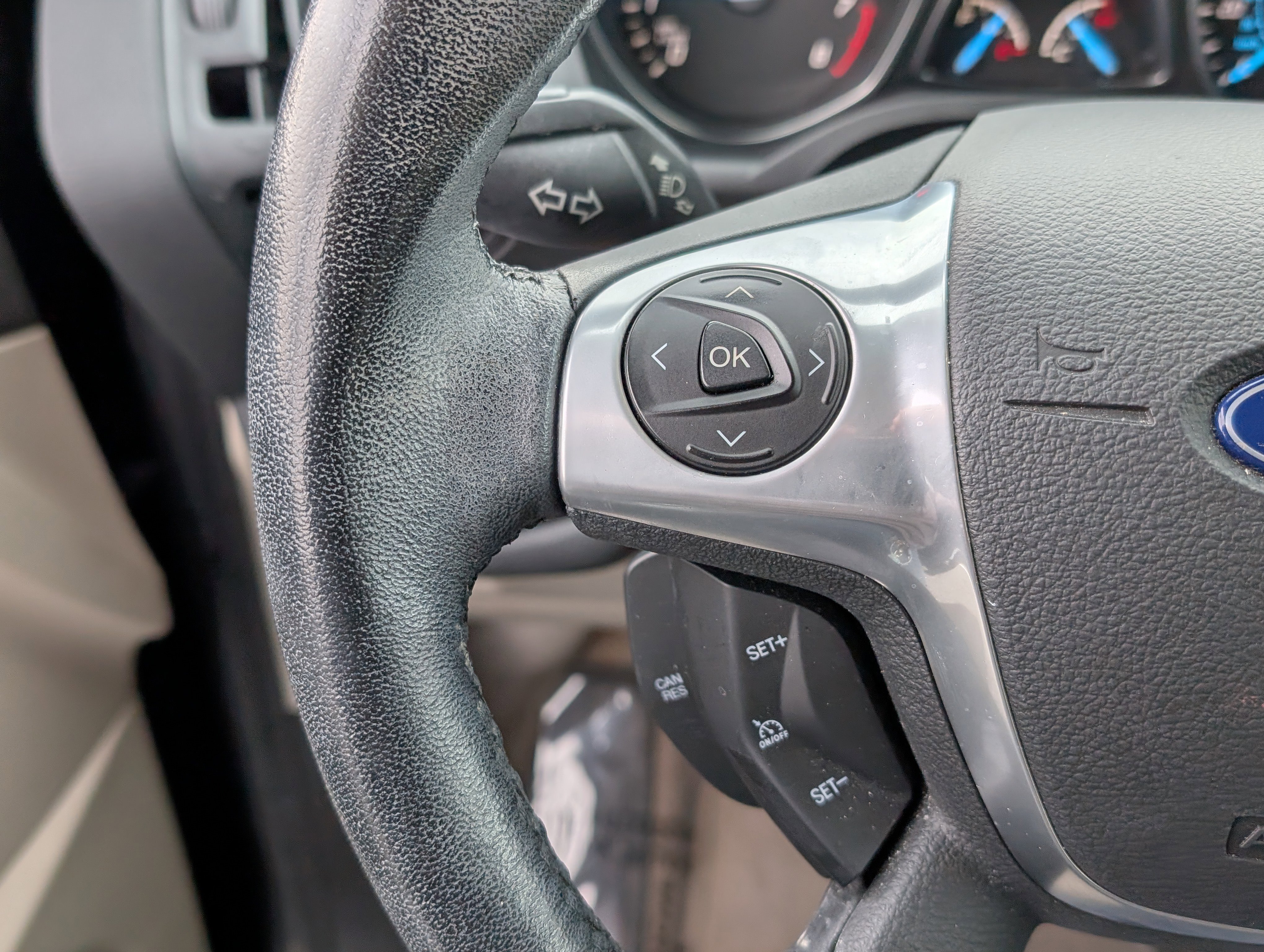 Used 2015 Ford Escape SE w/ Equipment Group 201A image 22