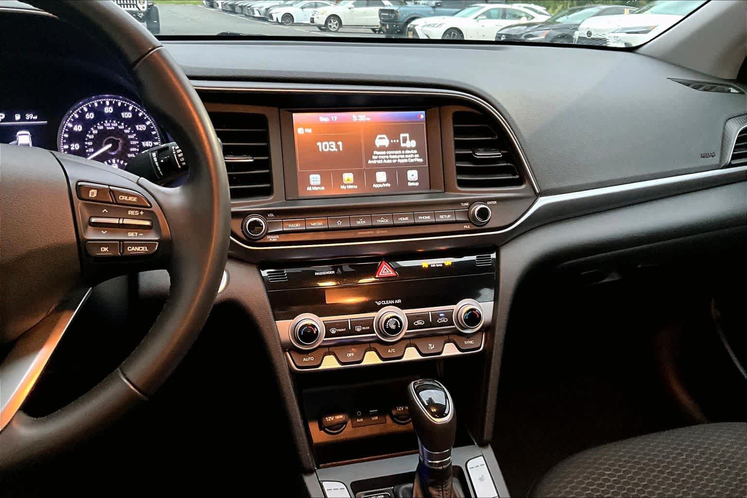 Used 2020 Hyundai Elantra Value Edition w/ Cargo Package (C1) FWD image 9