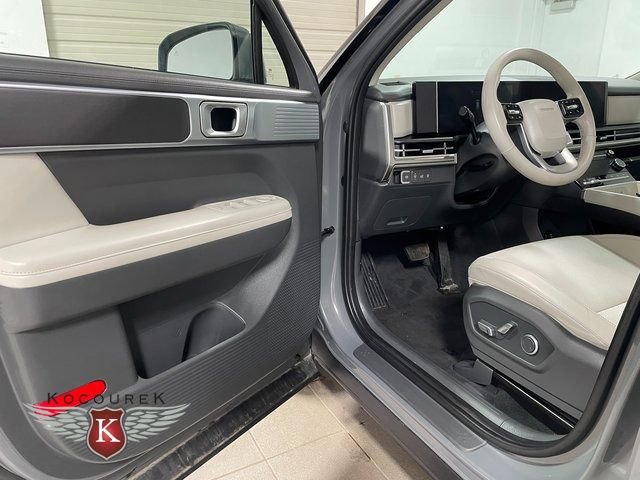 Used 2024 Hyundai Santa Fe SEL image 11
