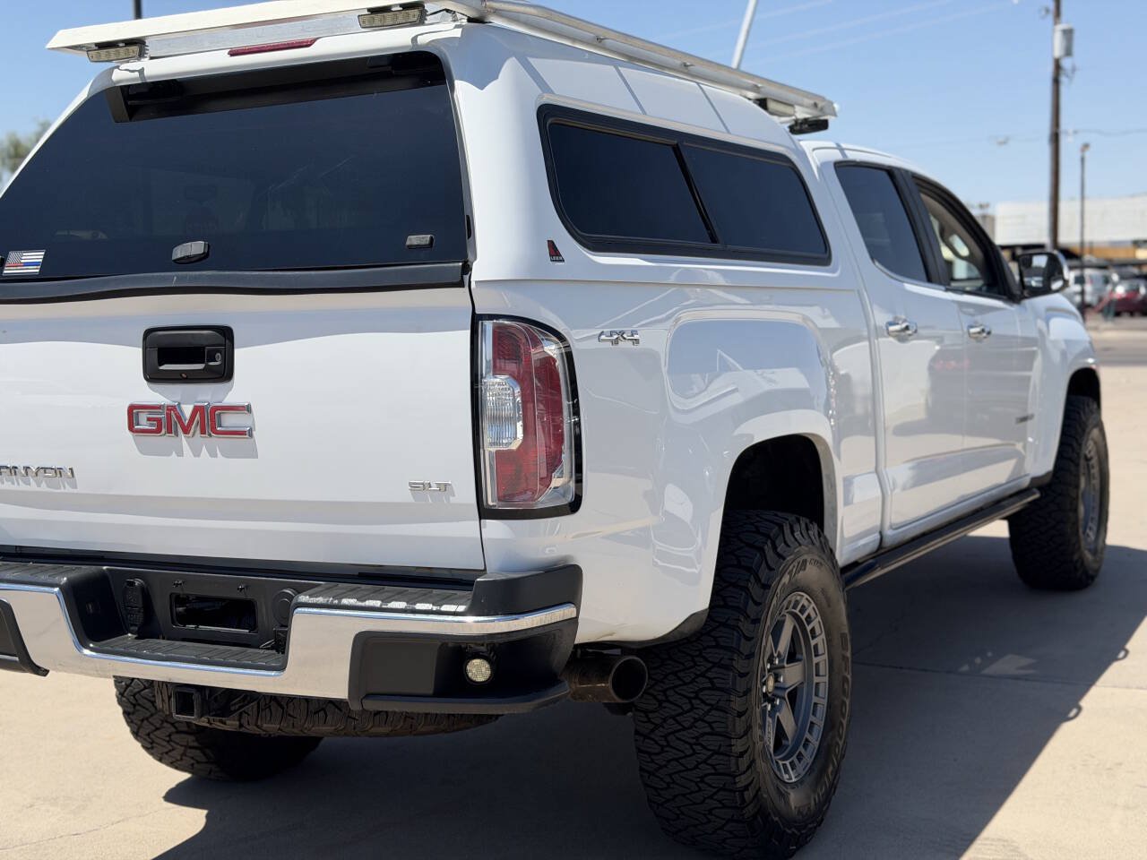Used 2015 GMC Canyon SLT AWD/4WD image 6
