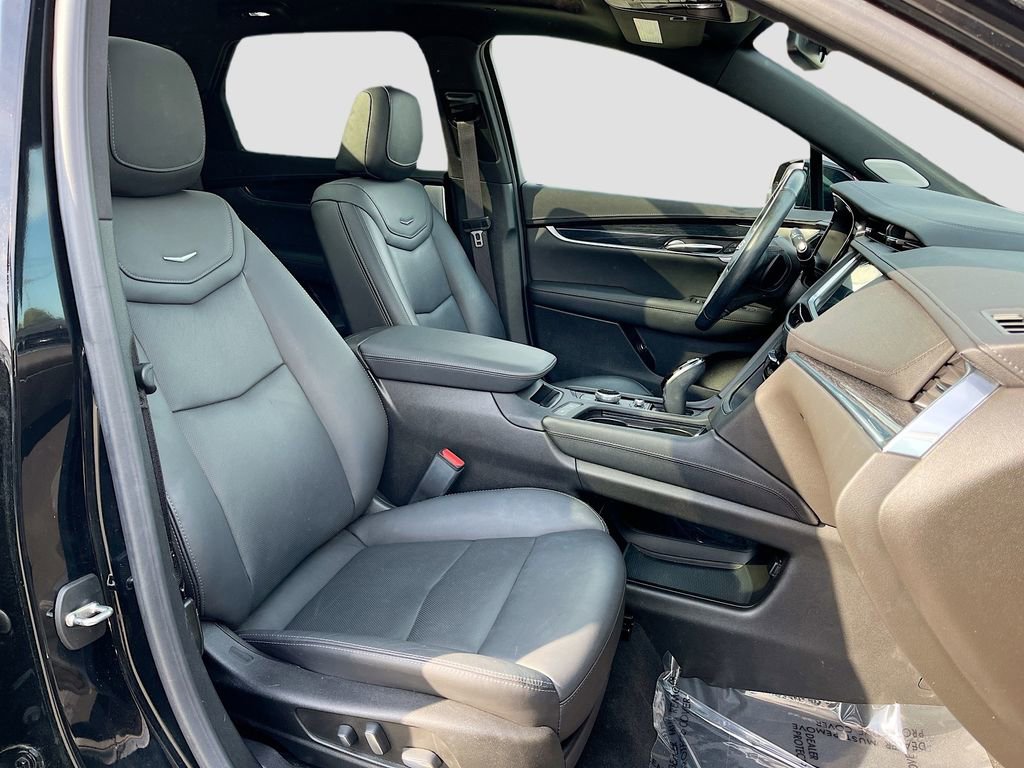 Certified 2023 Cadillac XT5 Premium Luxury AWD/4WD image 36