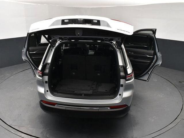 New 2025 Jeep Grand Cherokee L Limited image 29