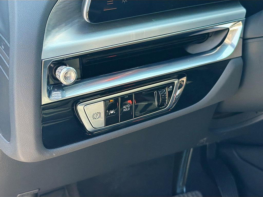 New 2025 Cadillac Lyriq Sport image 10