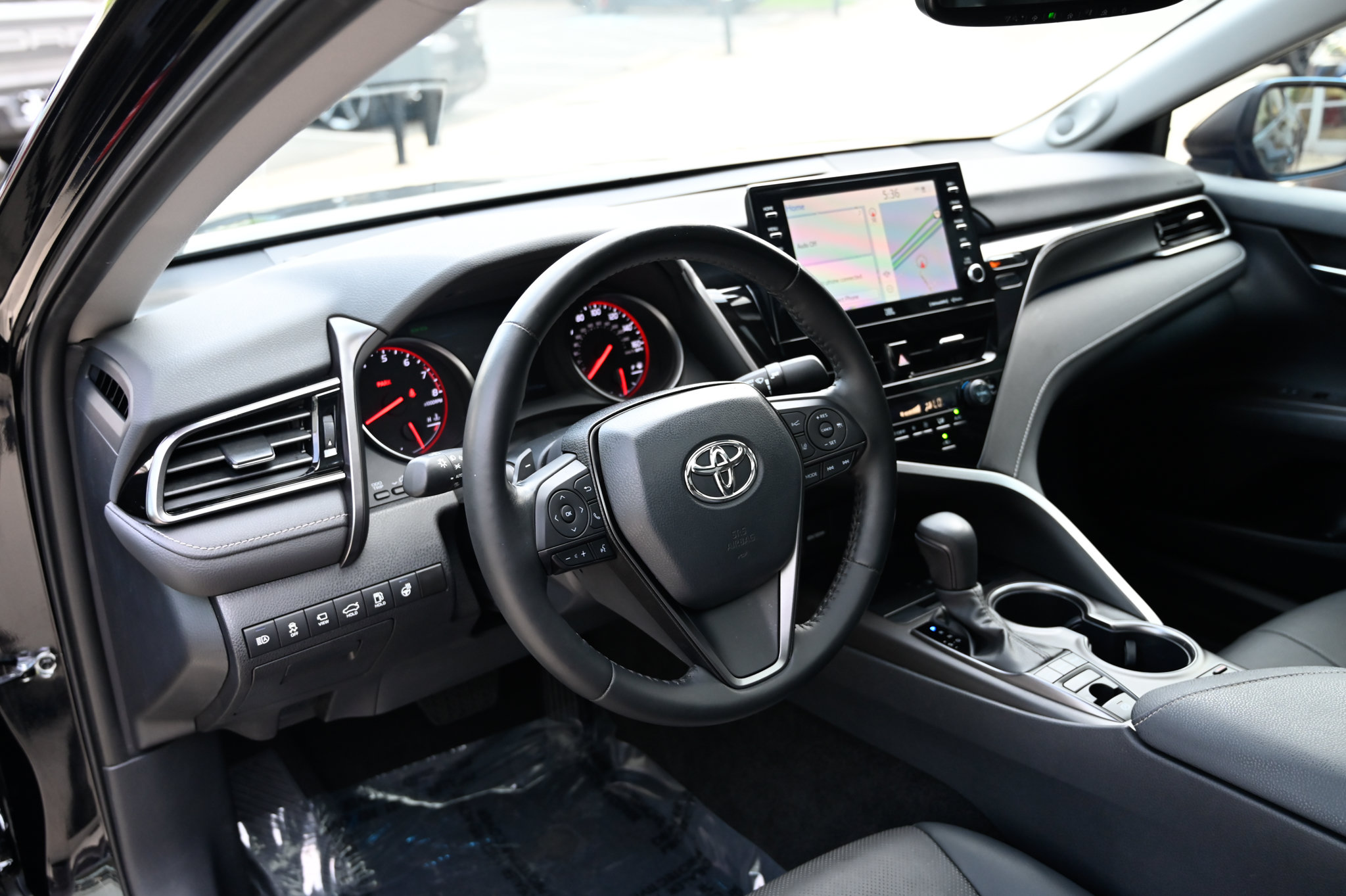 Used 2023 Toyota Camry XSE w/ Navigation Package FWD image 16