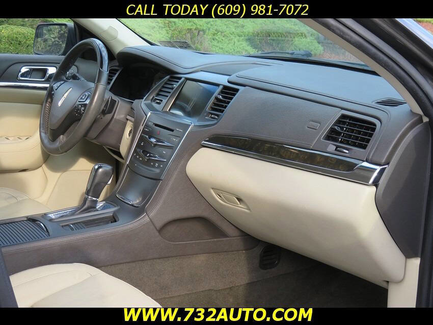 Used 2016 Lincoln MKS image 6