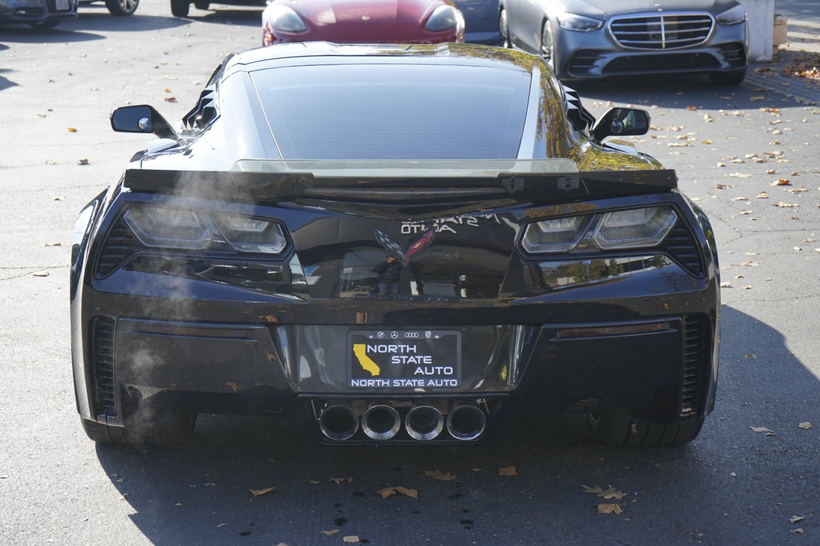 Used 2015 Chevrolet Corvette Z06 w/ 3LZ Preferred Equipment Group image 9